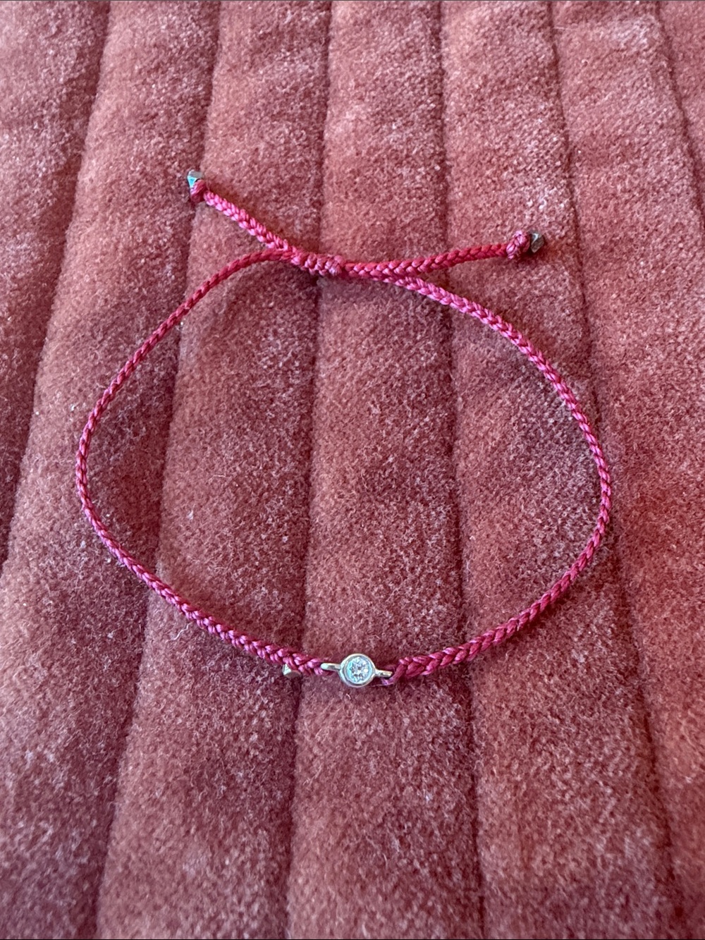 SCOSHA Classic Diamond Bracelet in Red